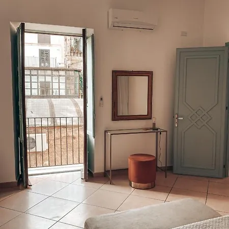 Apartment A Ballaro *